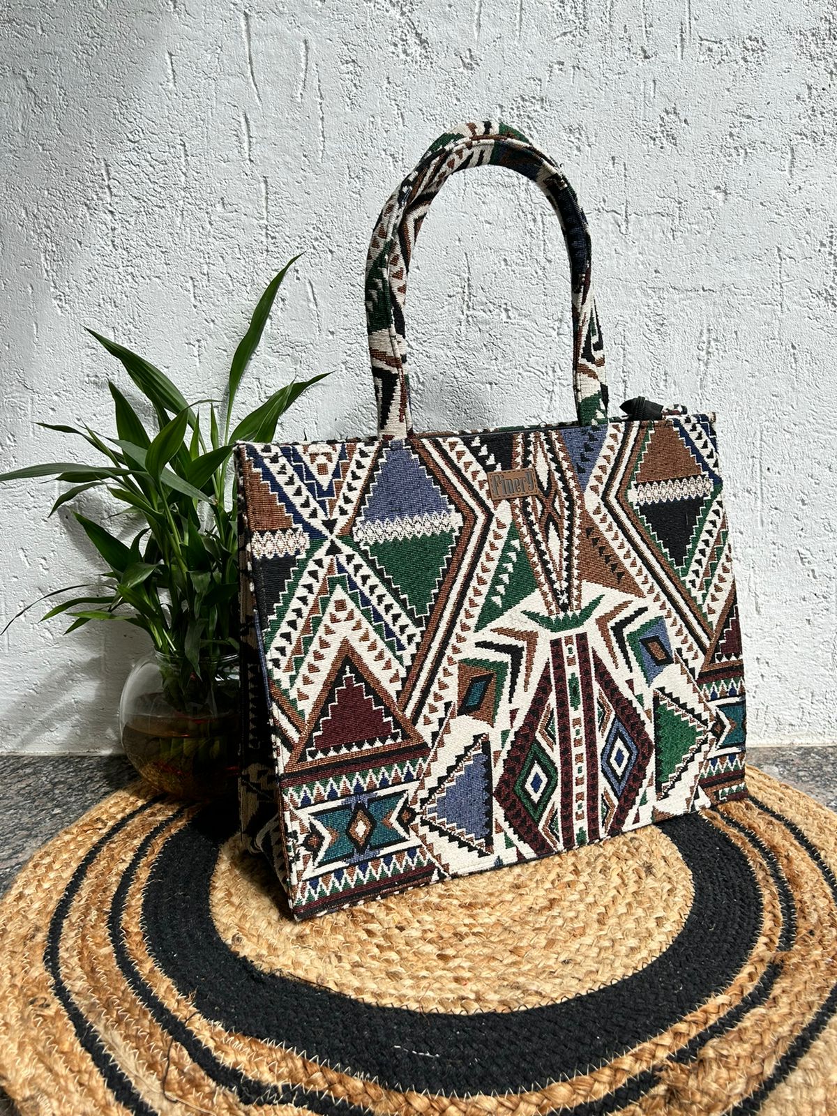 FINERY colorful Jacquad tote